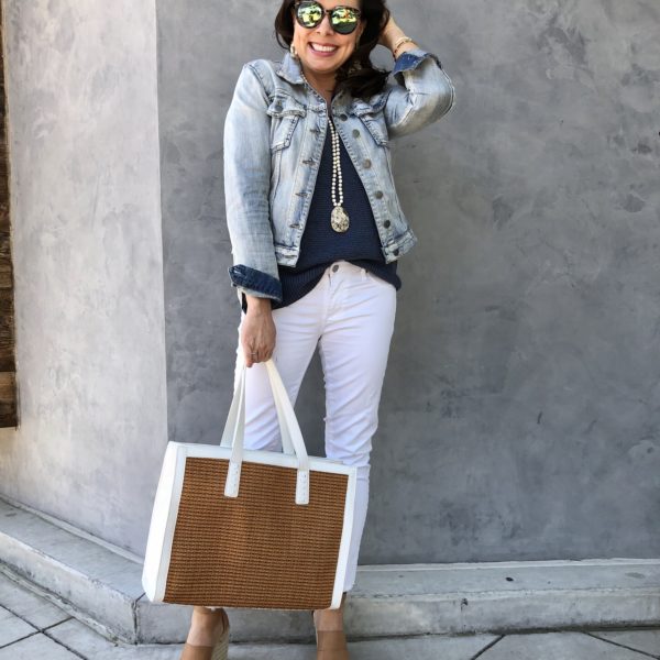 How to Wear White Jeans and Denim Jacket
