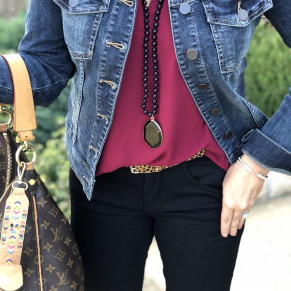 Why You Need a Pair of Black Jeans That You Love!
