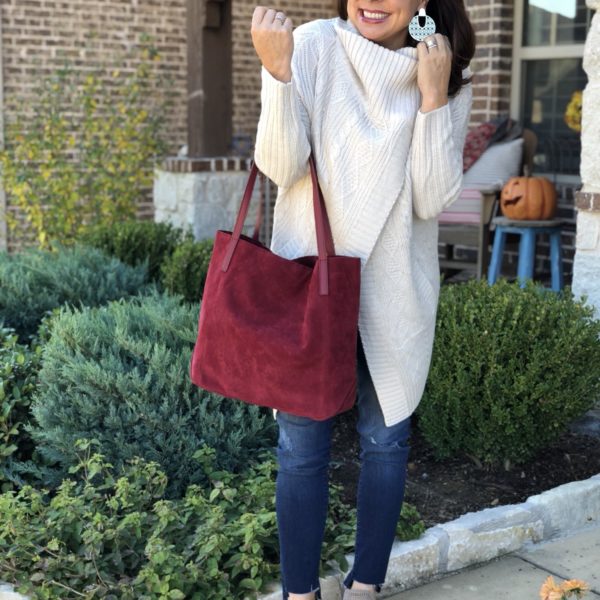 $25 TOTES (That You Need For Yourself And Your Loved Ones)!